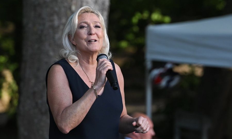 Μαρίν Λεπέν: Αυξημένα ποσοστά στις δημοσκοπήσεις – Της δίνουν νίκη στο δεύτερο γύρο