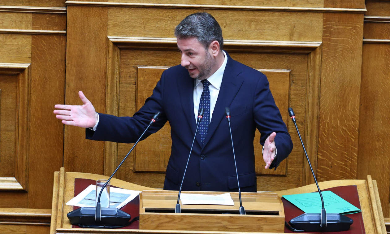 Ανδρουλάκης σε Μητσοτάκη: «Οι πολίτες χρειάζονται λύσεις για την ακρίβεια»