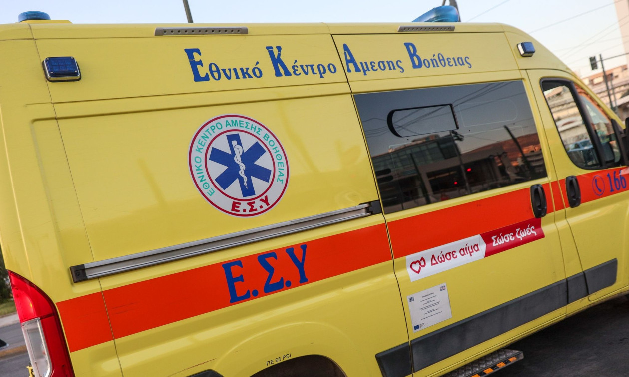 Σύγκρουση αστικού λεωφορείου με δύο ΙΧ στον Πειραιά – Δύο τραυματίες