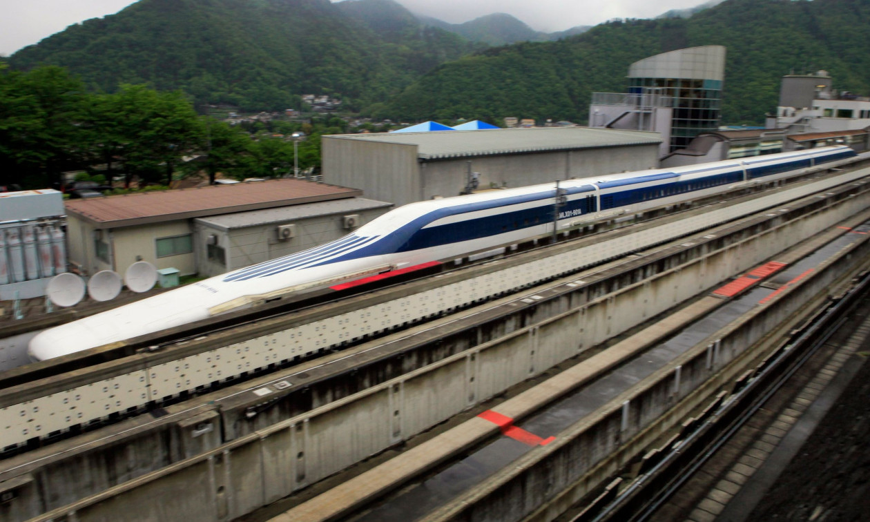 Το τρένο που θα καλύπτει 280 χλμ σε 40 λεπτά: Το Maglev της Ιαπωνίας και τα σχέδια έναρξης το 2034