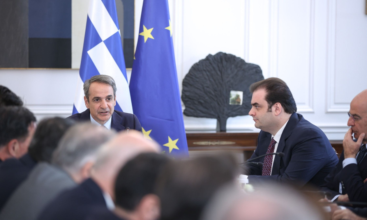 Μέτρα ΔΕΘ: Αυξήσεις – έκπληξη στις συντάξεις – Τι θα πάρουν μικρομεσαίοι, επαγγελματίες, νοικοκυριά