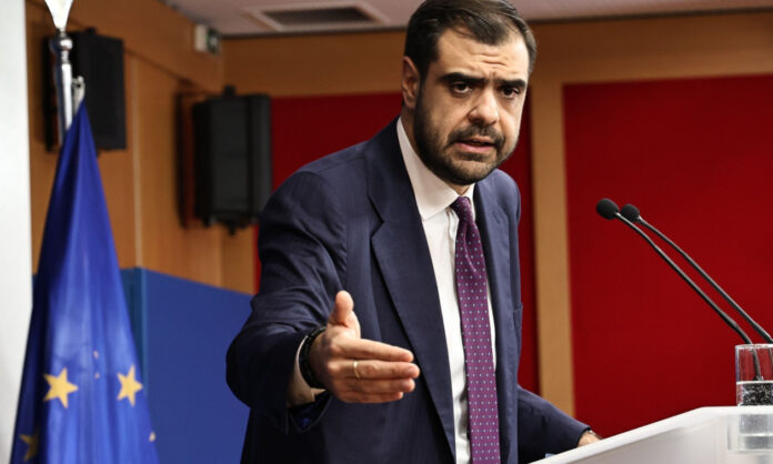 1749693-pavlos-marinakis-e.jpg