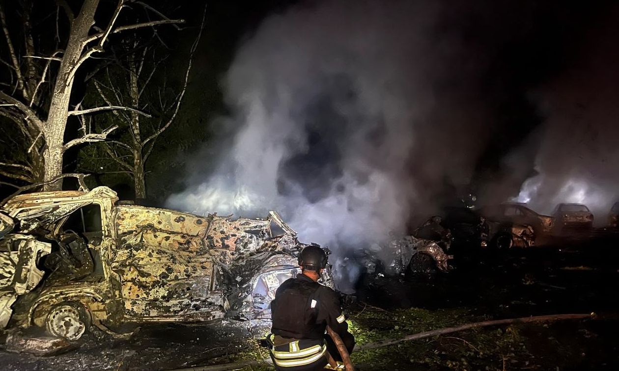 Ουκρανία: Νύχτα επιθέσεων με βαλλιστικούς πυραύλους σε Κίεβο και Χάρκοβο – 13 νεκροί την Τετάρτη