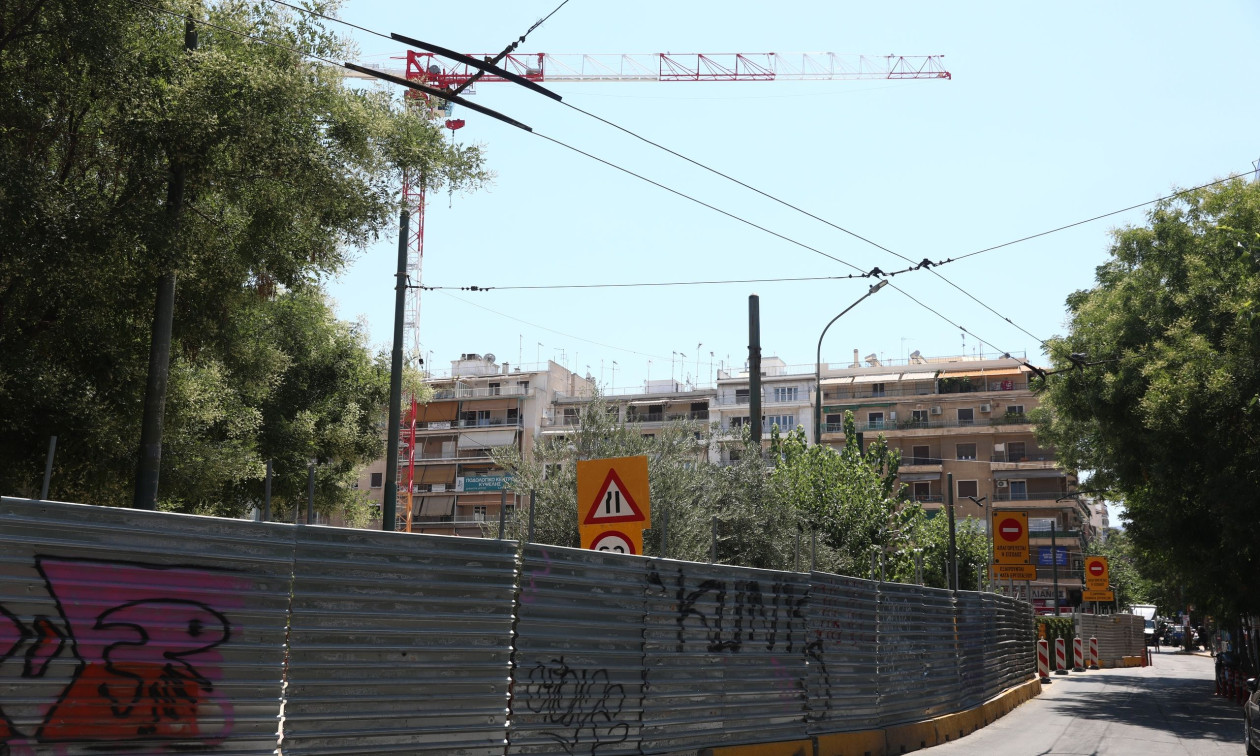 Ρωγμές σε σπίτια στην Κυψέλη: Το πρόβλημα με τον αθηναϊκό σχιστόλιθο – Καθησυχαστικός ο Λέκκας