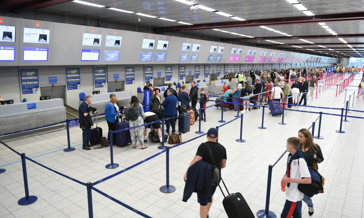 EES: Το νέο σύστημα ελέγχου συνόρων της ΕΕ μπερδεύει τα πανομοιότυπα δίδυμα