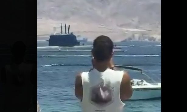 Ισραήλ: Μυστικό υποβρύχιο αναδύεται κοντά στις ακτές – Ασυνήθιστη εμφάνιση σε κοινή θέα