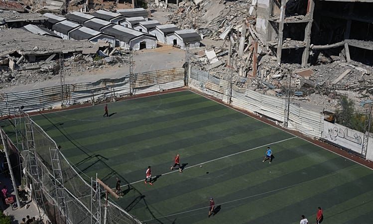 Ακρωτηριασμένοι της Γάζας αναβιώνουν τον τελικό του Μουντιάλ σε κατεστραμμένο γήπεδο