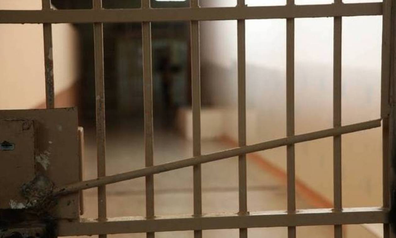 Ηρακλειο: Συμπλοκή μεταξύ κρατουμένων στα κρατητήρια