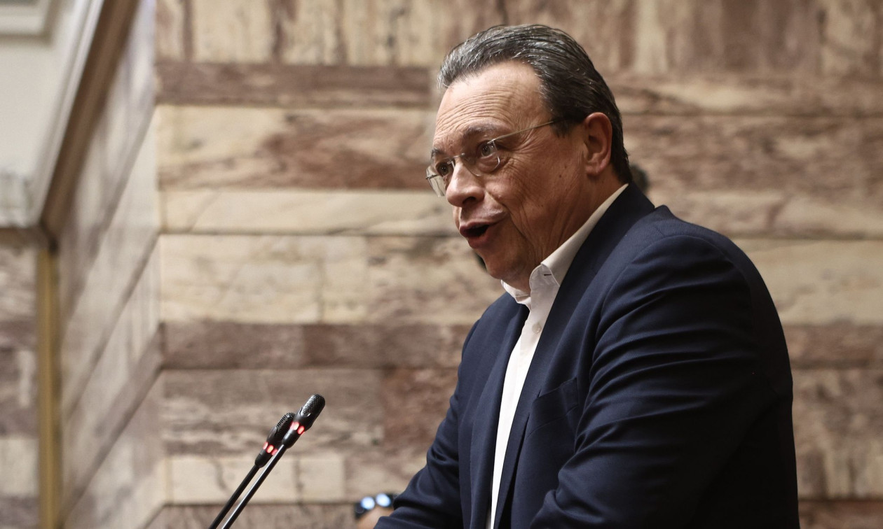 Απάντηση Φάμελλου σε ΣΥΡΙΖΑ: Οι έδρες ανήκουν στους ψηφοφόρους