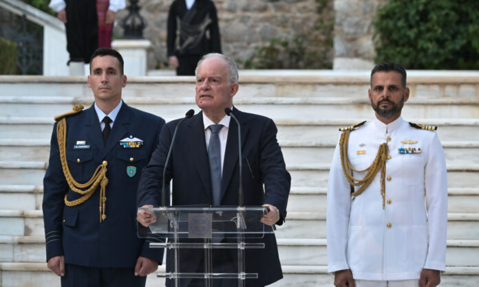 1751809-1063ba43-tasoulas-e.jpg