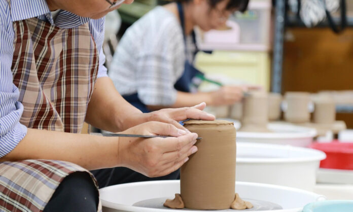 1751860-34a6d73d-jashmingg-crafts-52767361920.jpg