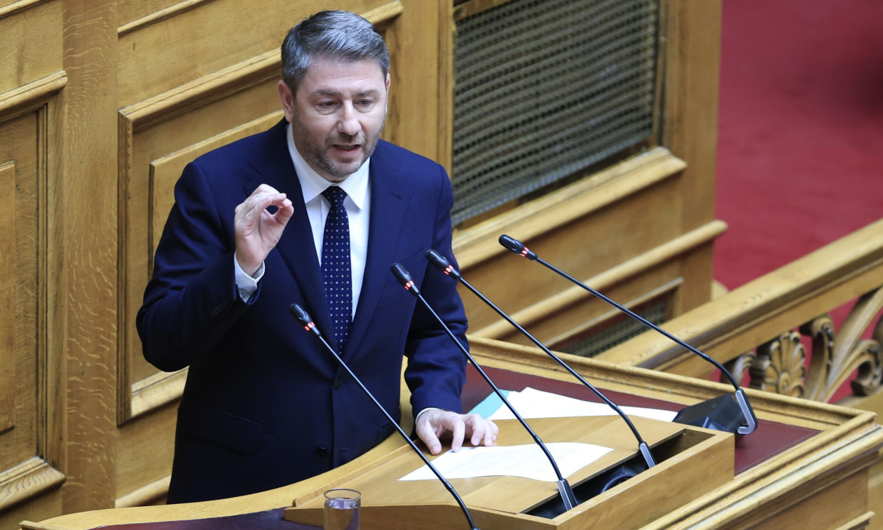 Ανδρουλάκης: Τη χώρα την εκθέτει όποιος παράγει διαφθορά – Δεν αρκούν μόνο οι αλλαγές στο Σύνταγμα