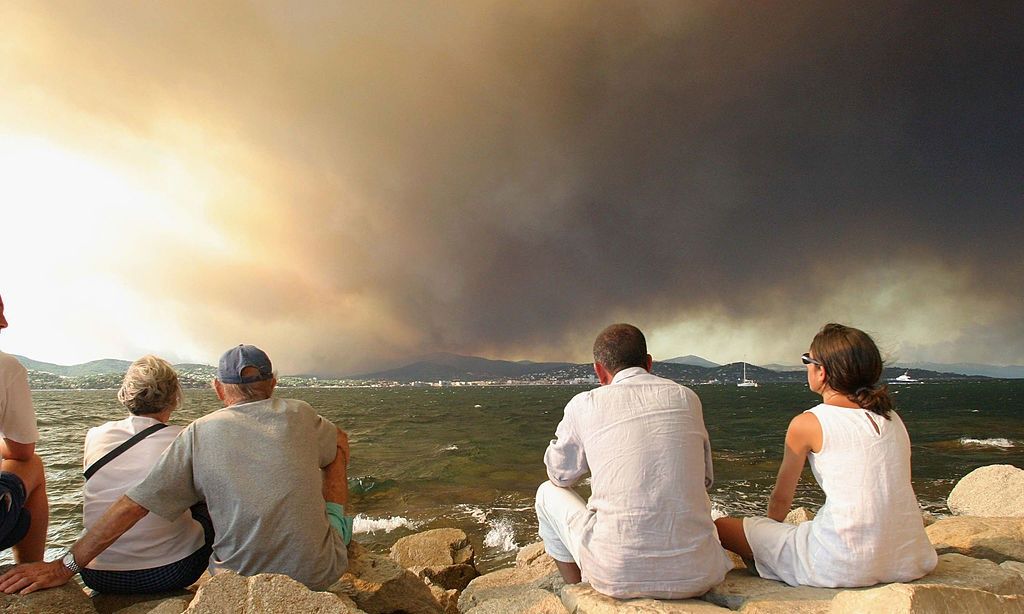 Στις φλόγες Ισπανία και Γαλλία: 250.000 έχουν εγκαταλείψει τις εστίες τους – Πλησιάζει στο Μπορντό