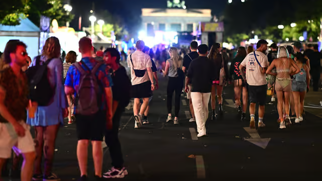 Βερολίνο: Αυτοκίνητο έπεσε πάνω σε συγκεντρωμένο πλήθος – Πληροφορίες για νεκρό