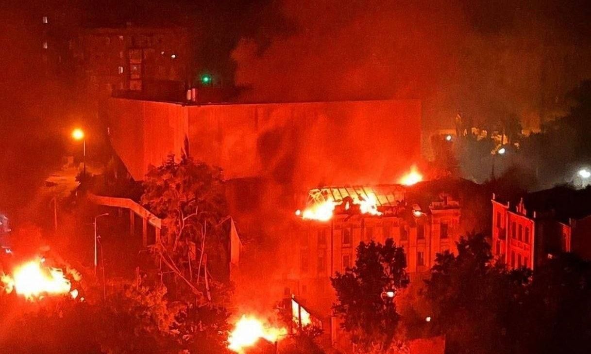 Κίεβο: Επίθεση με βαλλιστικούς πυραύλους εξαπέλυσε η Ρωσία