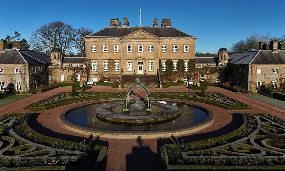 Dumfries House: Το «κρυφό» βασιλικό καταφύγιο της Σκωτίας που έσωσε ο βασιλιάς Κάρολος