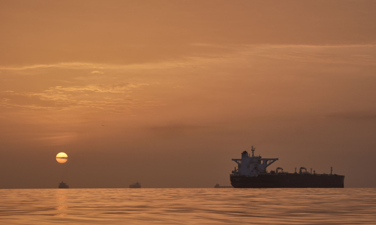 Πετρέλαιο – Κατρακυλούν οι τιμές: Το Brent στα 88 δολάρια καθώς ΗΠΑ και Ιράν σταματούν τις επιθέσεις