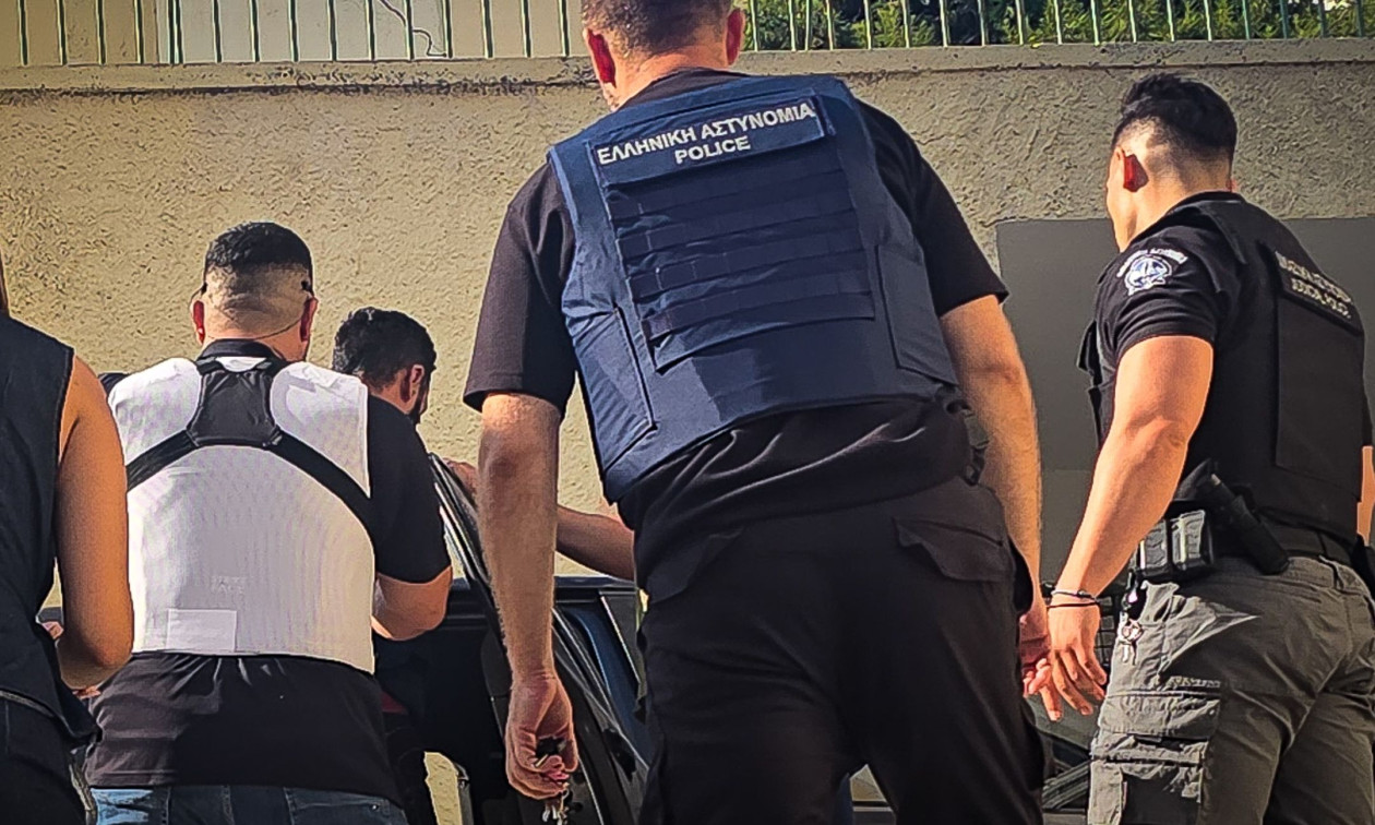 Έγκλημα στη Σύρο: Σε κατ’ οίκον περιορισμό ο 42χρονος για την υπόθεση της δολοφονίας της 41χρονης