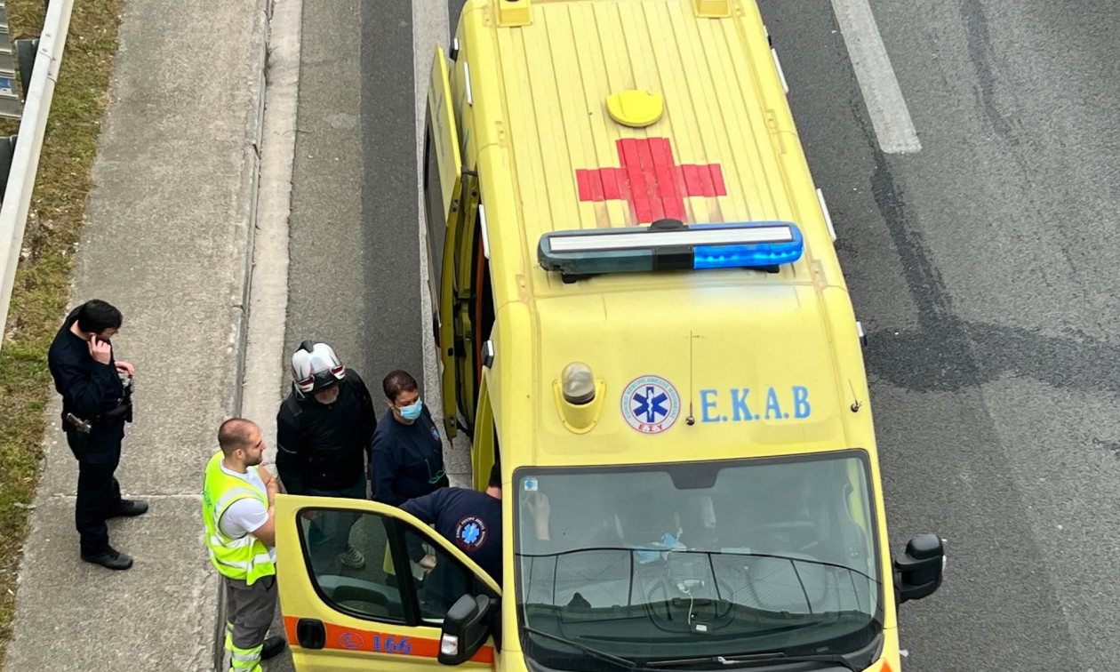 Βόλος: Φορτηγό έπεσε σε ρεματιά 10 μέτρων – Δύο τραυματίες