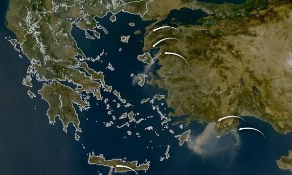 Δορυφορική εικόνα της μεταφοράς καπνού από τις πυρκαγιές σε Κρήτη και Τουρκία