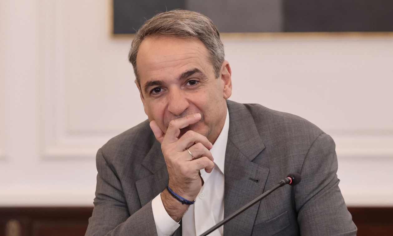 Επιστροφή στο δόγμα «ασφάλεια και σταθερότητα» – Ο Μητσοτάκης βγάζει μπροστά άμυνα