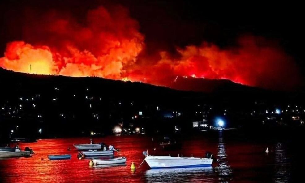 Αχαΐα: Εμπρησμούς «βλέπει» η Πυροσβεστική σε Φλόκα και Αιγιάλεια – Στο μικροσκόπιο κτηνοτρόφος