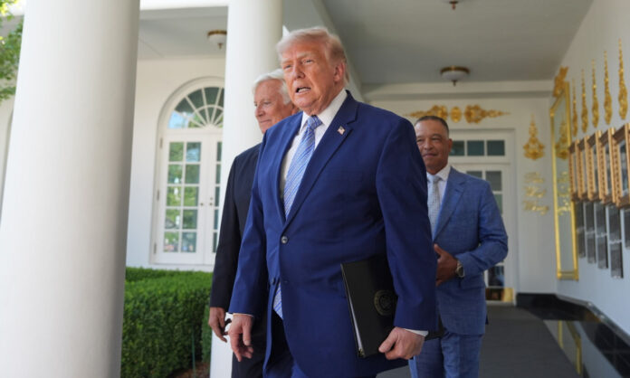 1754074-9275ee27-trump.jpg