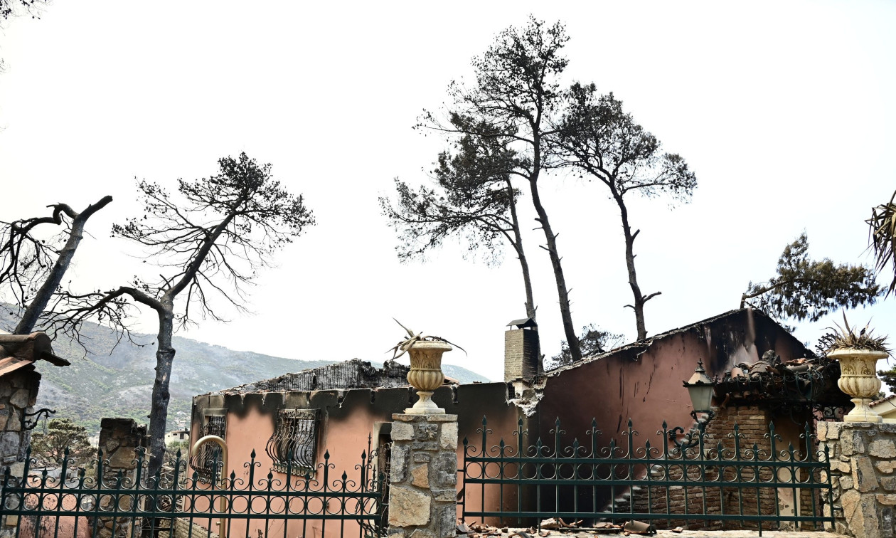Φωτιές: Οι δικαιούχοι, τα ποσά και τα δικαιολογητικά για τη στήριξη των πυρόπληκτων – Τι προβλέπεται