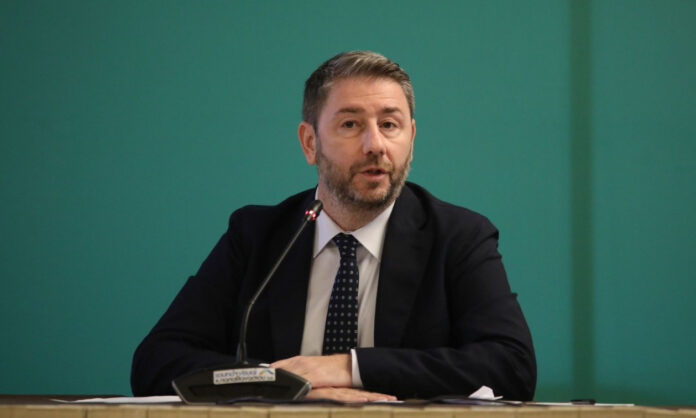 1754246-abec250c-nikos-androulakis.jpg