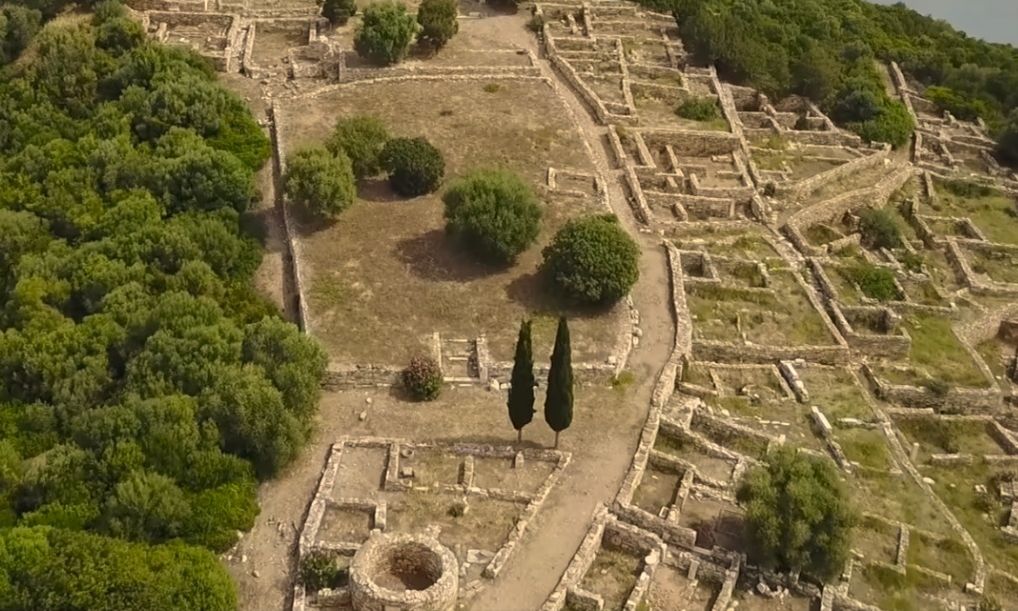 Ραμνούντας: Νέα έργα για αρχαίο φρούριο και αρχαιολογικό χώρο – Τι προβλέπει το σχέδιο του ΥΠΠΟ
