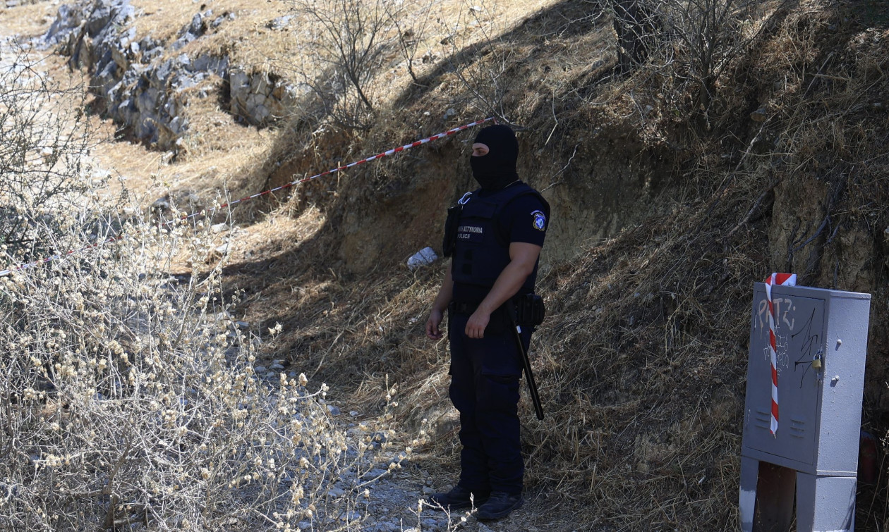 Θρίλερ στον Λυκαβηττό: Σε 57χρονη γυναίκα ανήκει η σορός – Πιθανότατα έπεσε από ύψος