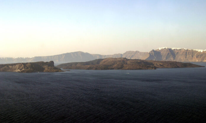 1755200-df4ff5e7-santorinie.jpg