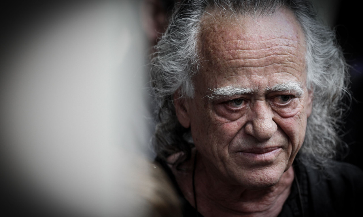 Νίκος Καλογερόπουλος: Πότε και πού θα γίνει η κηδεία του ηθοποιού – H επιθυμία της οικογένειας