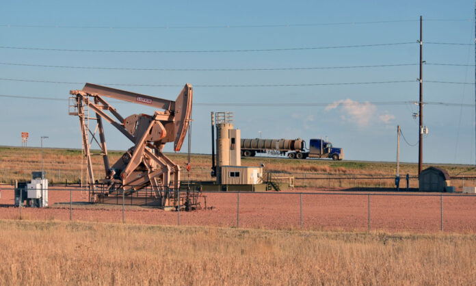 1756133-5eba4dd5-oil-crude-48.jpg