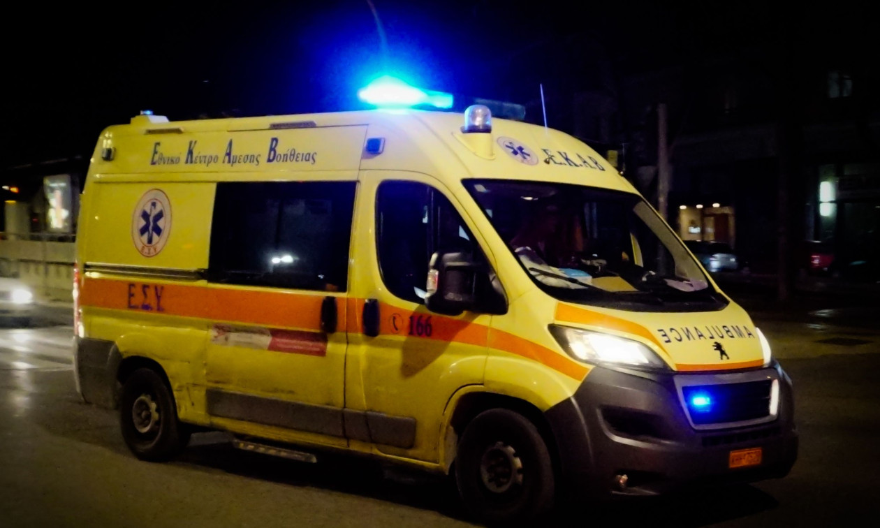 Αχαΐα: Αυτοκίνητο κατέληξε σε γκρεμό – «Άγιο» είχαν τρεις επιβαίνοντες