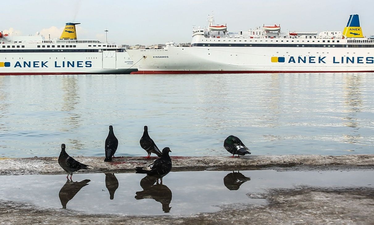Ήρθη το απαγορευτικό απόπλου – Τα επόμενα δρομολόγια από Πειραιά, Ραφήνα και Λαύριο