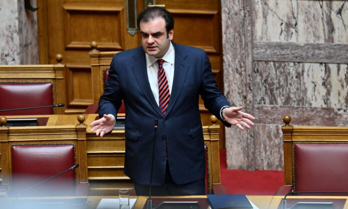 1757473-bf8b26ca-kyriakos-pierrakakis-2.jpg