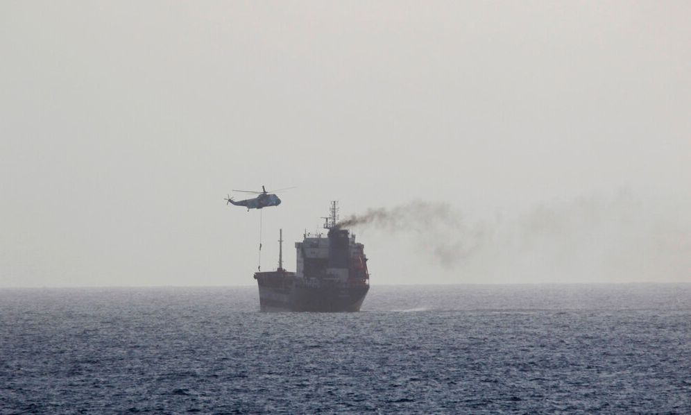 Αxios: Μυστική επιχείρηση των ΗΠΑ στα Στενά Ορμούζ – Πώς φυγαδεύουν αθόρυβα εκατ. βαρέλια πετρελαίου