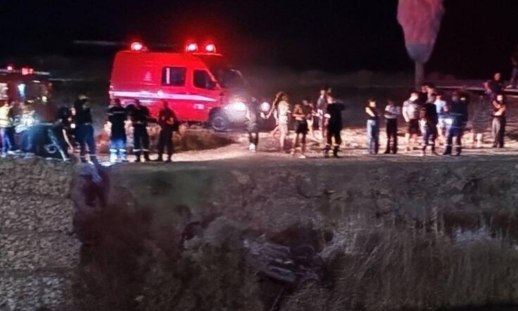 Ηράκλειο: Αυτοκίνητο κρέμεται στις εκβολές του Γιόφυρου – Μεγάλη κινητοποίηση των Αρχών