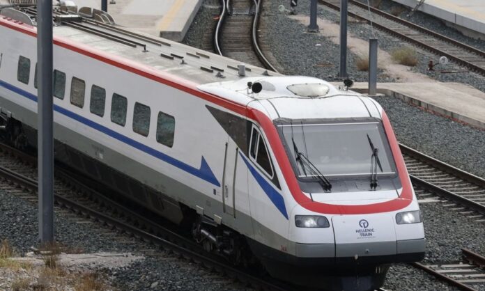1758909-4c34dbb3-hellenic-train.jpg