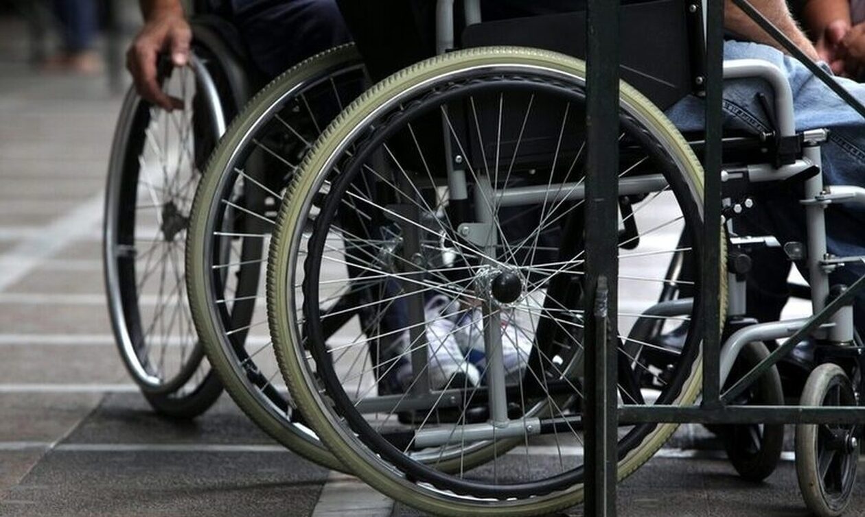 Προσωπικός Βοηθός: Ανοίγει σήμερα η πλατφόρμα – Ποιοι μπορούν να υποβάλουν αίτηση
