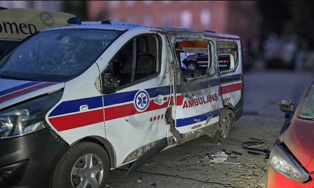 Ουκρανία: Τουλάχιστον 37 νεκροί και εκατοντάδες εκκενώσεις – Χτυπήθηκε αποθήκη πυρομαχικών