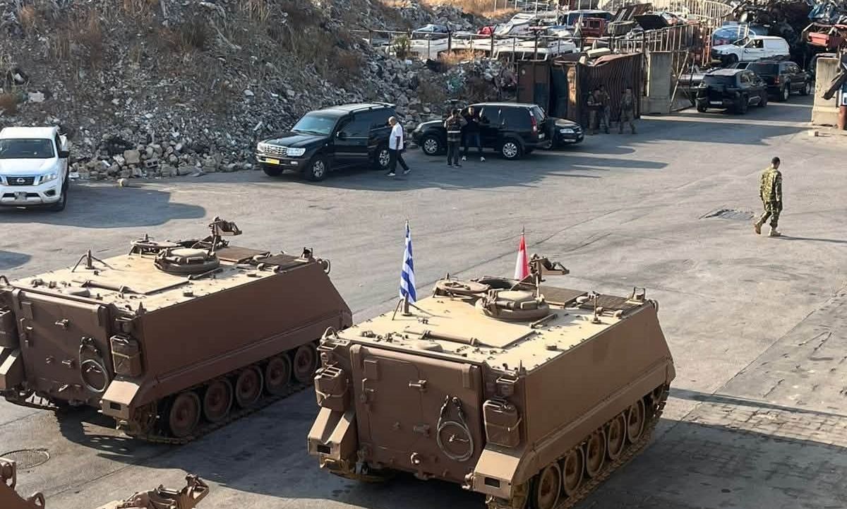 Η Ελλάδα παρέδωσε στρατιωτικό υλικό στις ένοπλες δυνάμεις του Λιβάνου- 13 τεθωρακισμένα και 10 STEYR