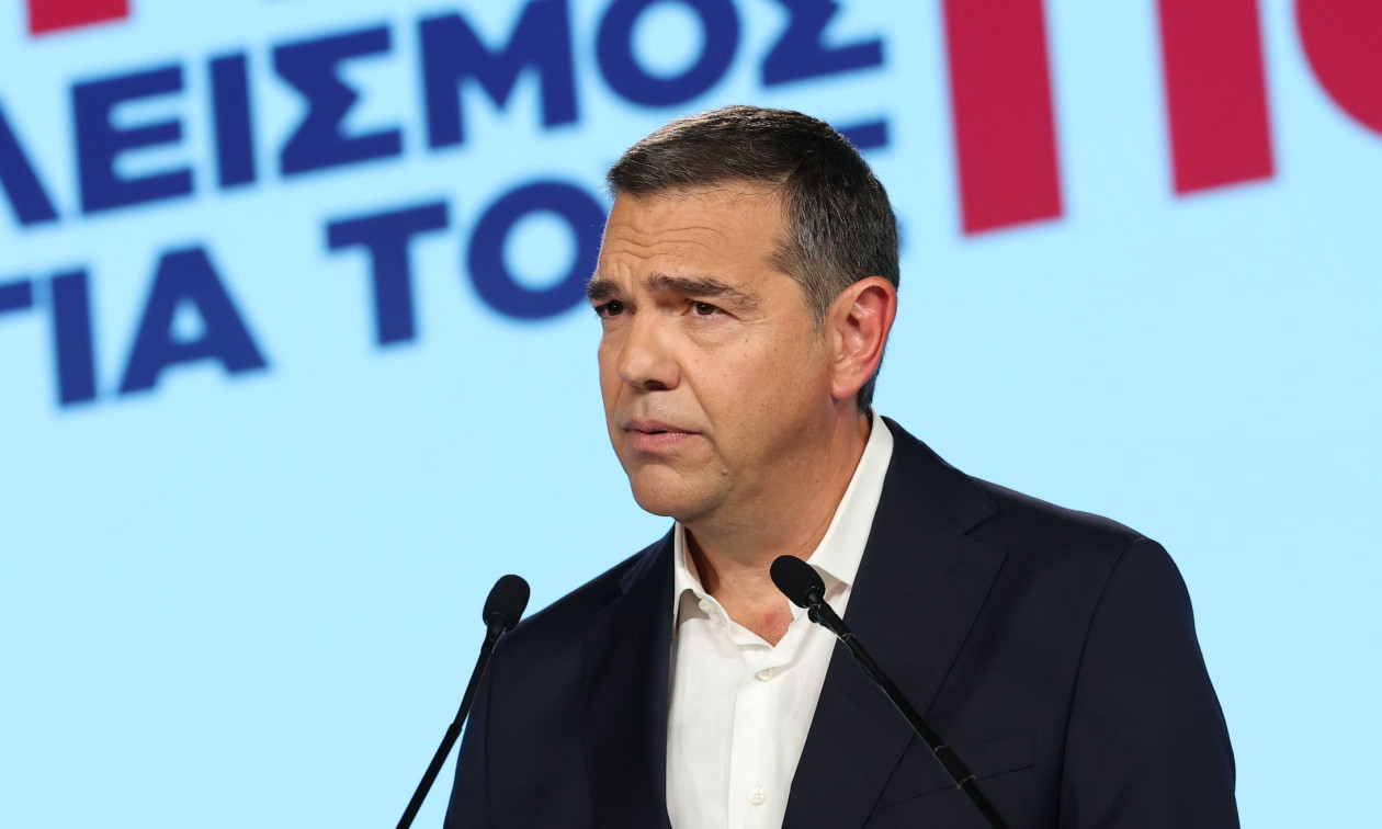 Οργή ΠΑΣΟΚ κατά Τσίπρα: «Έκανε copy paste το 80% του προγράμματός μας»