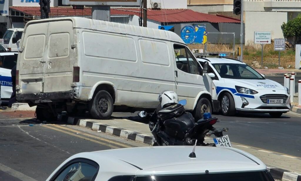 Κύπρος: Άγρια καταδίωξη με πυροβολισμούς στη Λεμεσό – Όχημα δεν σταμάτησε σε έλεγχο – Δύο συλλήψεις