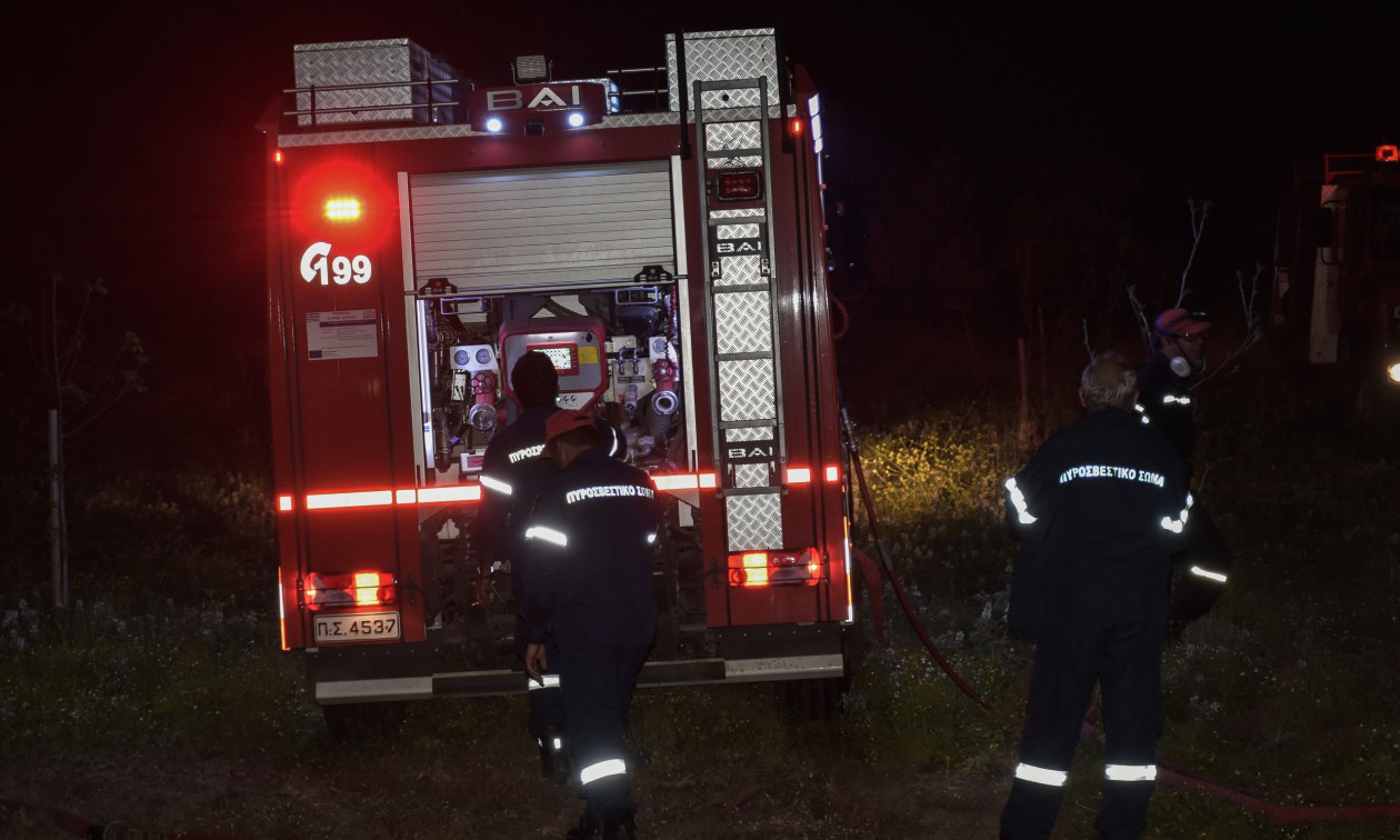 Θεσσαλονίκη: Στις φλόγες ΙΧ αυτοκίνητο στη Λεωφόρο Μίκη Θεοδωράκη – Βίντεο
