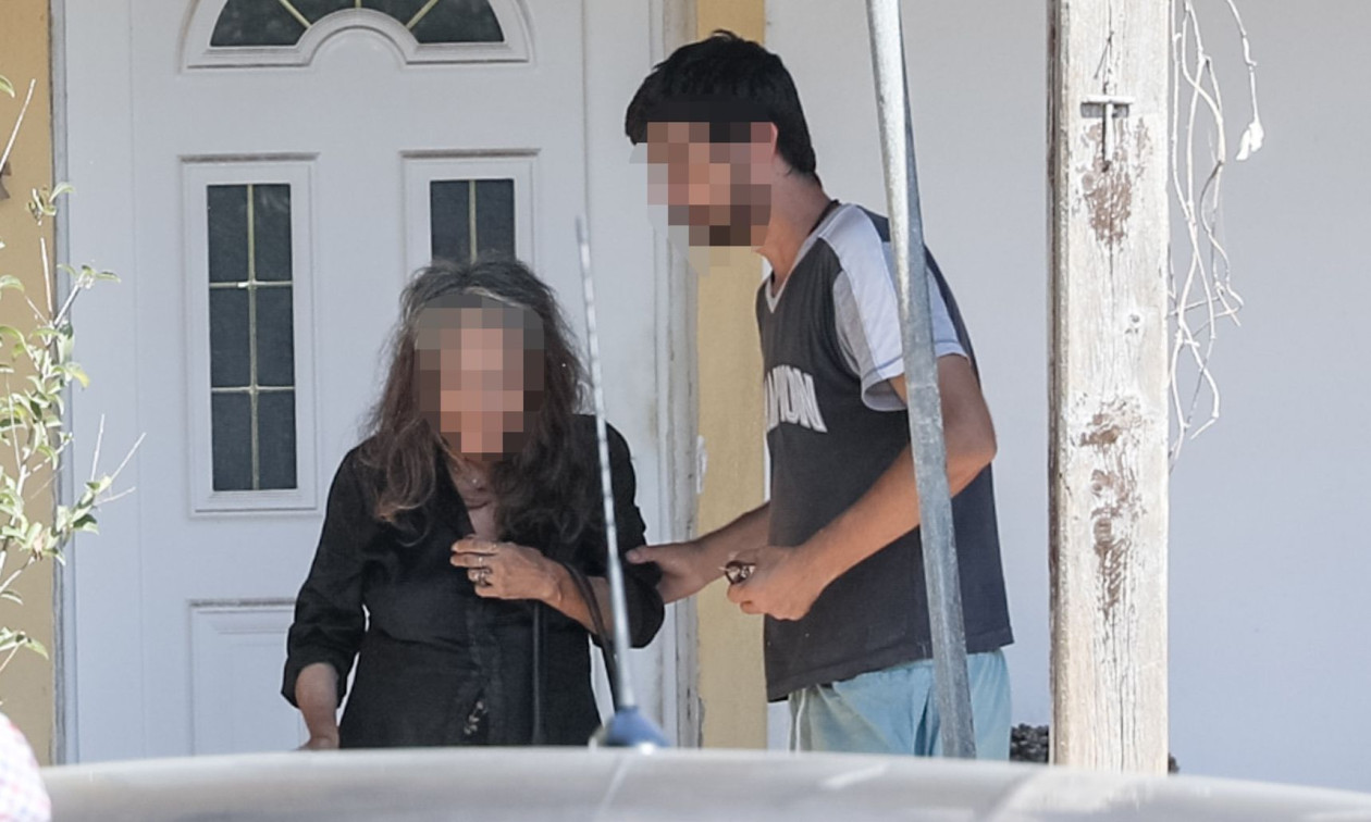 Μαραθώνας: Αναβάλλεται η δίκη μητέρας και γιου για την ταφή της υπερήλικης στο σπίτι τους