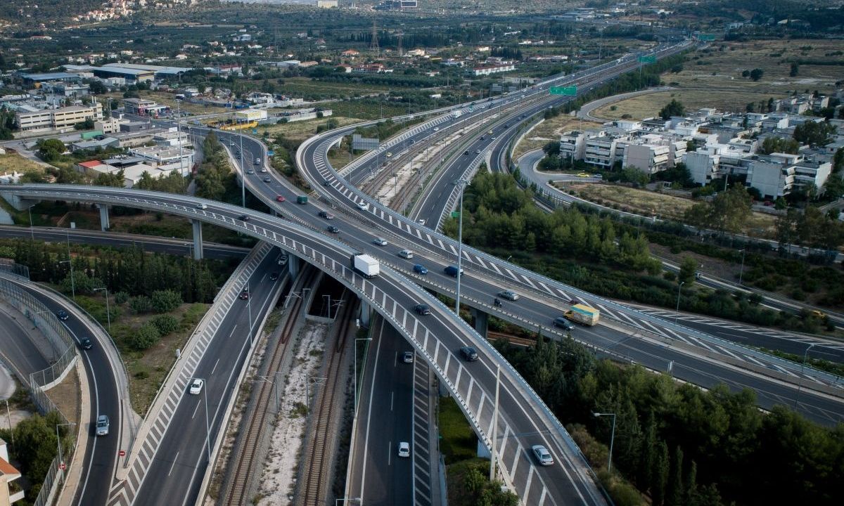 Κυκλοφοριακές ρυθμίσεις στην Αττική Οδό τη Δευτέρα – Οι ώρες και ποιοι οδηγοί επηρεάζονται