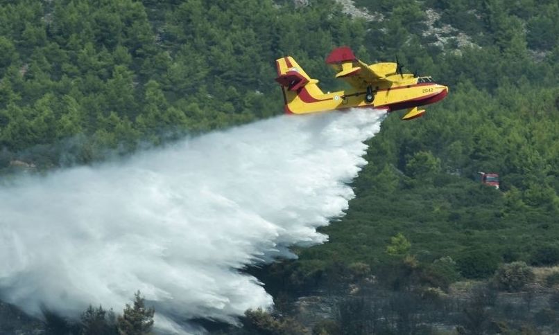 Ηλεία: Πυρκαγιά στην περιοχή της Πηνείας – Επιχειρούν 6 αεροσκάφη