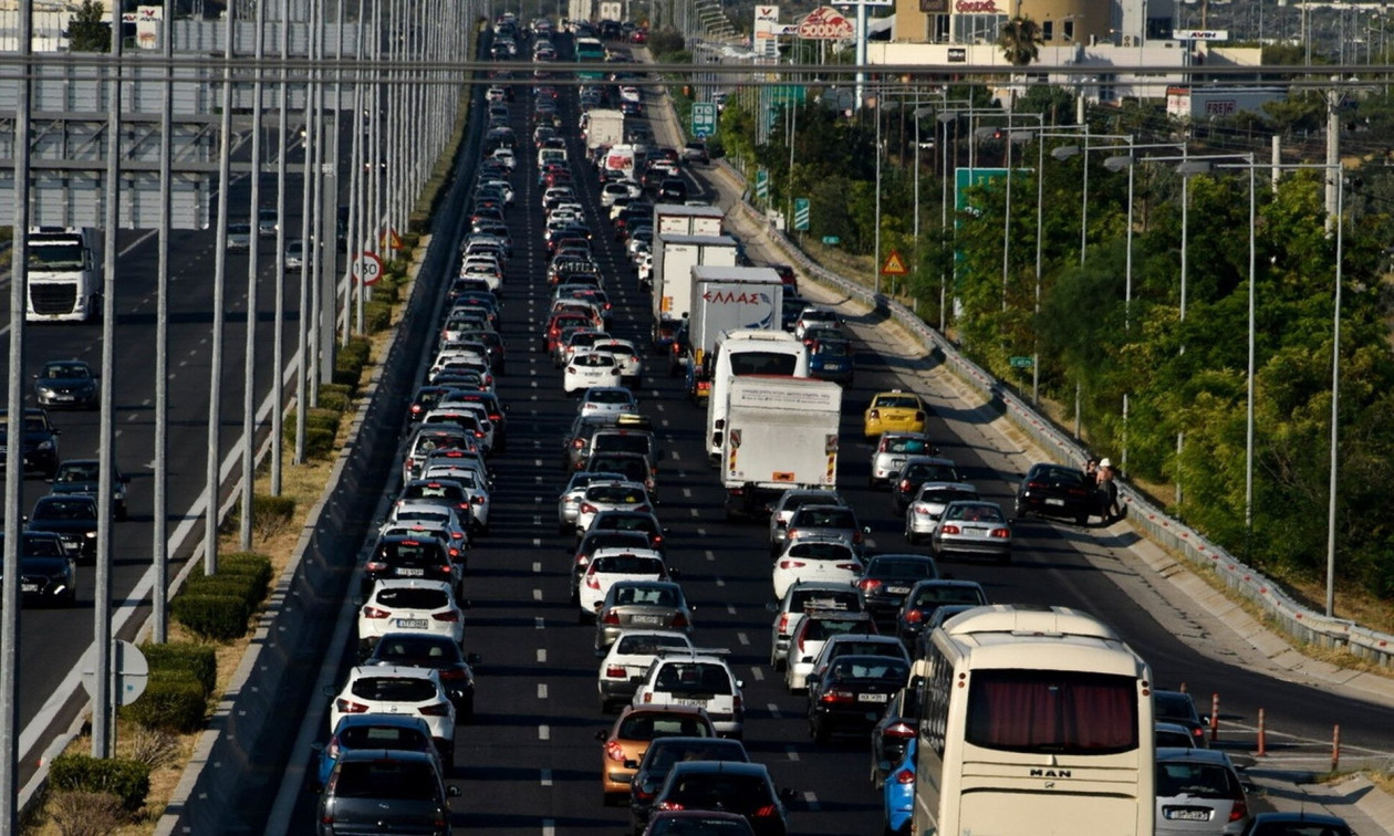 Μέγαρα: Τροχαίο στην Αθηνών – Κορίνθου, αυξημένη η κίνηση στο σημείο